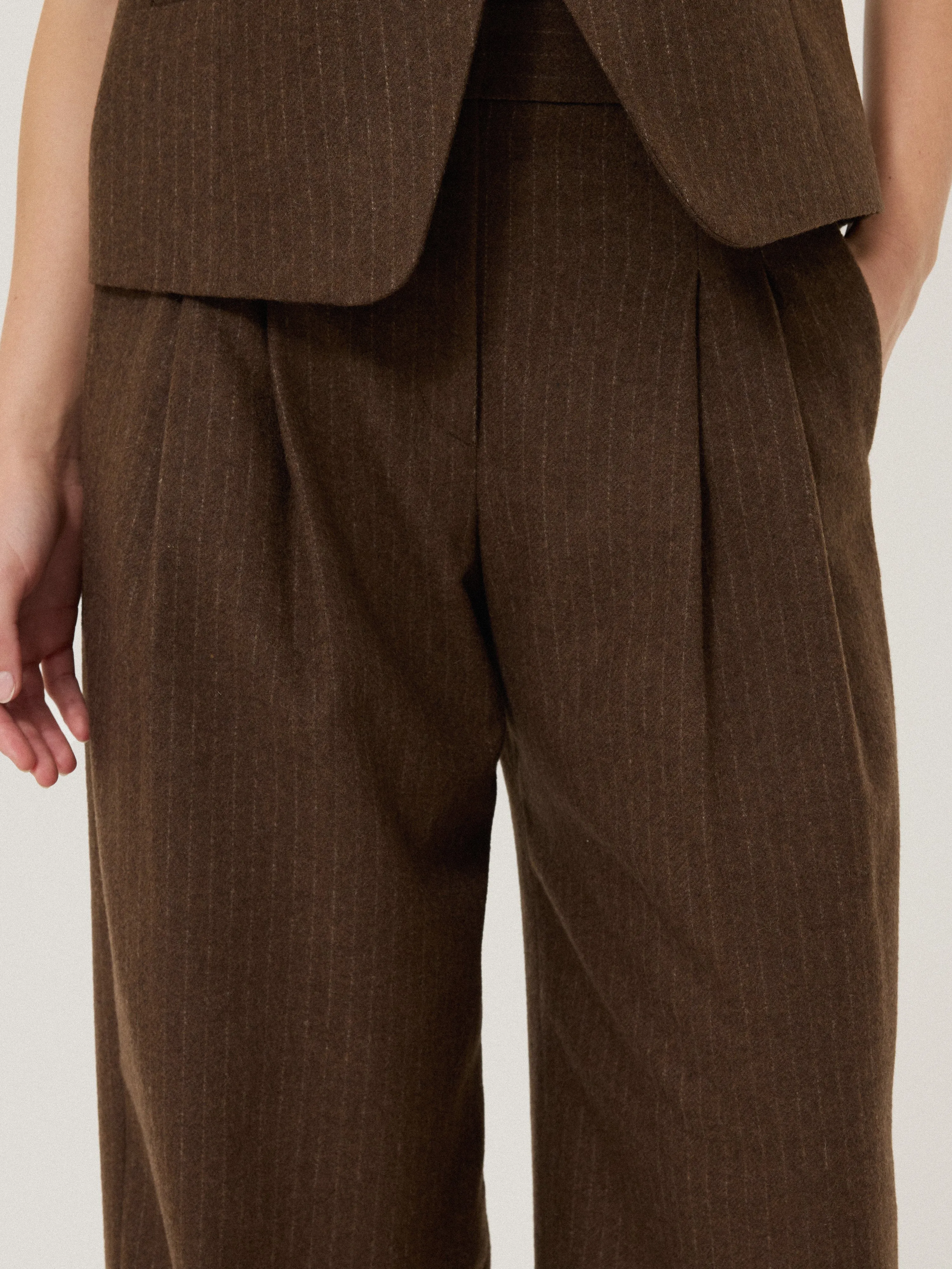 Kemp Wool Pinstripe Trouser | Brown