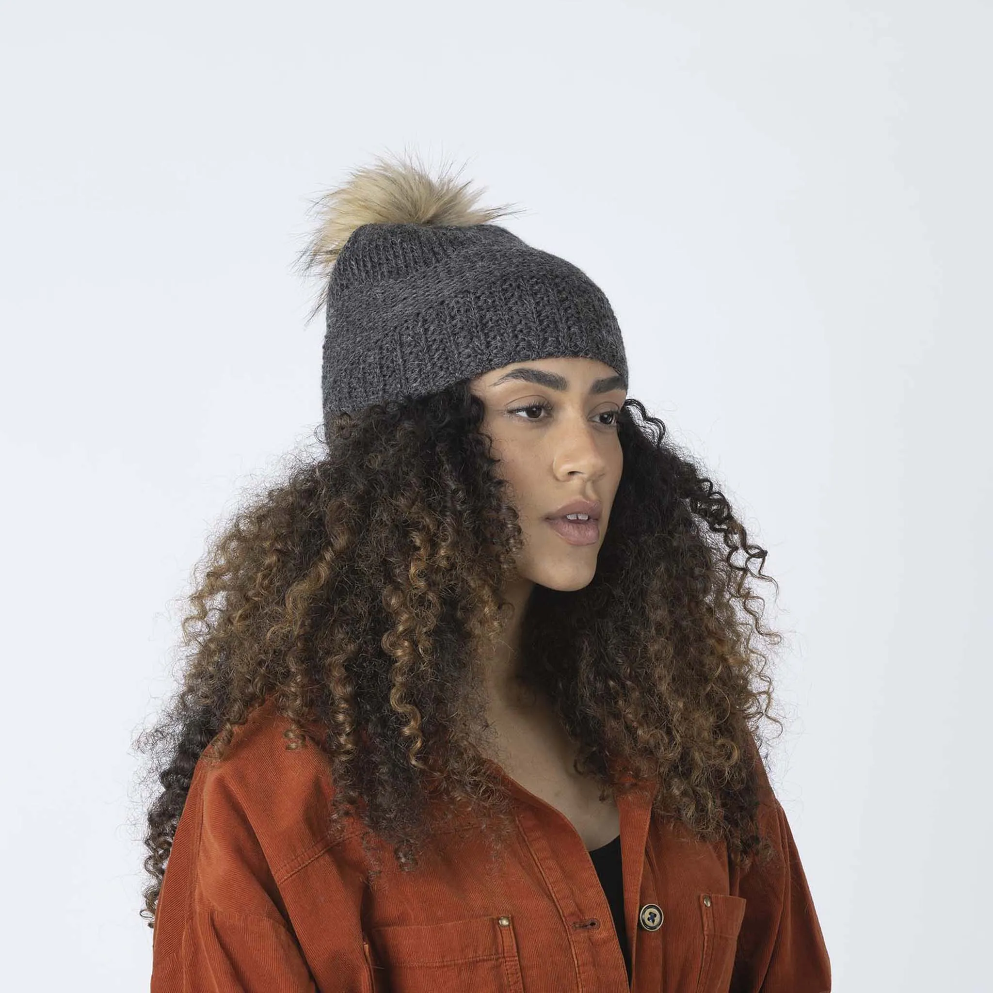 Nicola Beanie