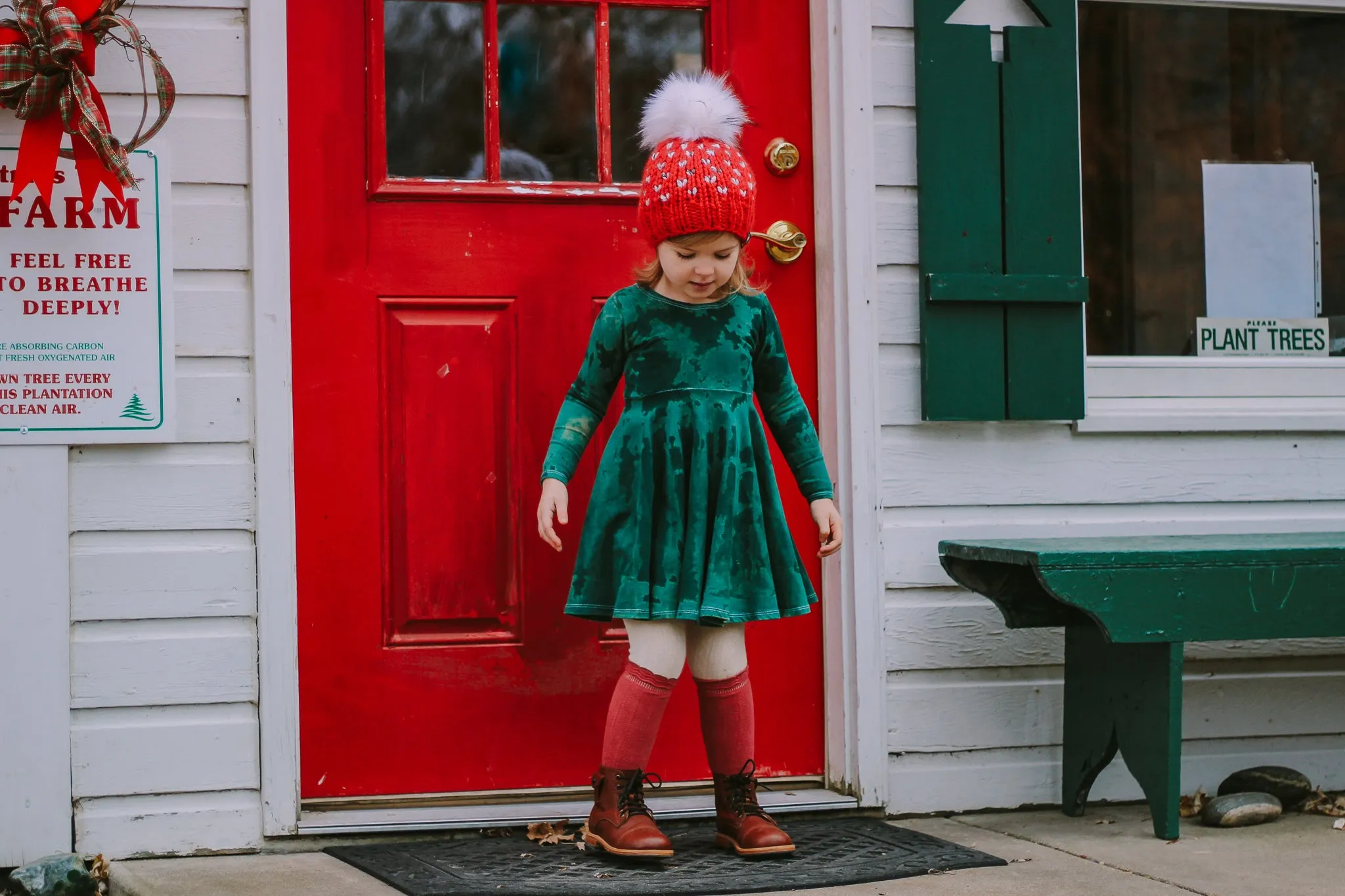 Tiny Hearts Faux Fur Pom-Pom Beanie in XOXO Baby/Youth